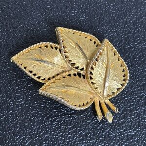 Vintage Gold Tone BSK Signed Leaf Brooch